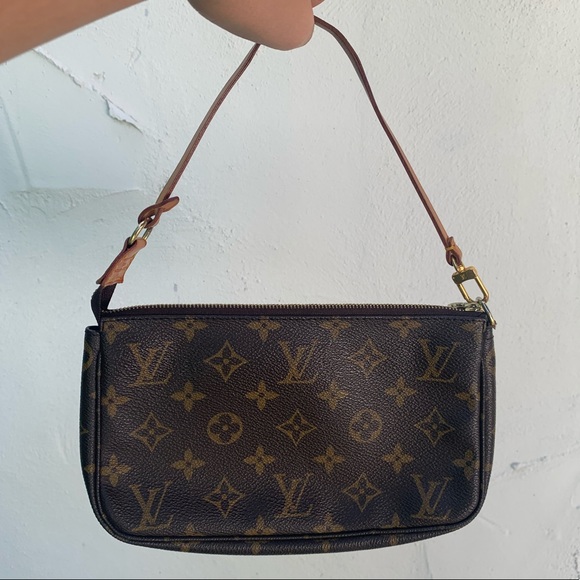 Louis Vuitton Handbags - Louis Vuitton brown Monogram Pochette